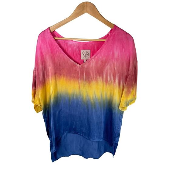 New CHASER Silky Satin Short Sleeve V-Neck Boxy Tee Prism Dye Rainbow Sz S - Picture 2 of 11